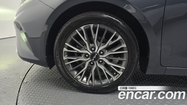 Kia K3 (II) 1.6 Prestige 2022 — фото 5