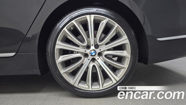 BMW 7 Series (G11) 750Li xDrive 2016 — фото 21