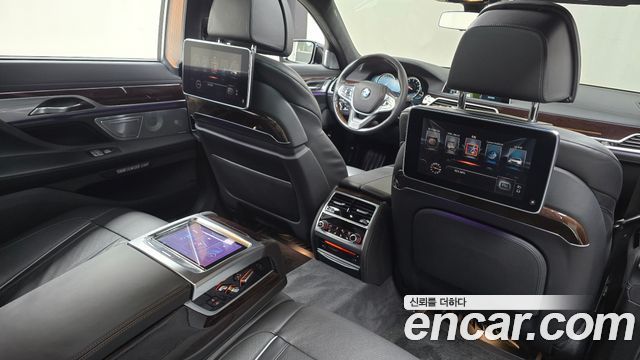 BMW 7 Series (G11) 750Li xDrive 2016 — фото 30