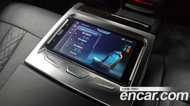 BMW 7 Series (G11) 750Li xDrive 2016 — фото 32