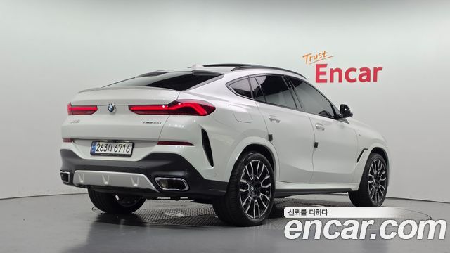 BMW X6 (G06) xDrive40i M Sport 2024 — фото 2
