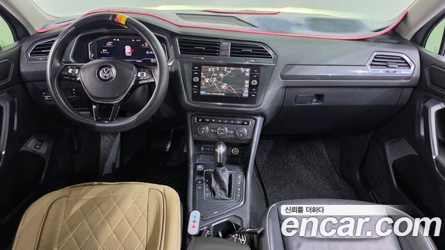 Volkswagen Tiguan Allspace 2.0 TDI Prestige 2020 — фото 7