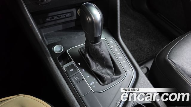 Volkswagen Tiguan Allspace 2.0 TDI Prestige 2020 — фото 9