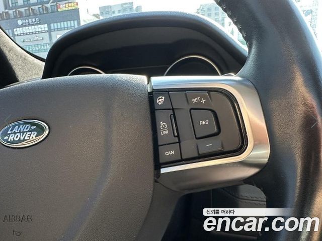 Land Rover Discovery Sport 2.0 TD4 HSE Luxury 2016 — фото 19