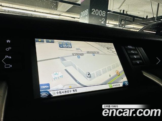 Land Rover Discovery Sport 2.0 TD4 HSE Luxury 2016 — фото 21