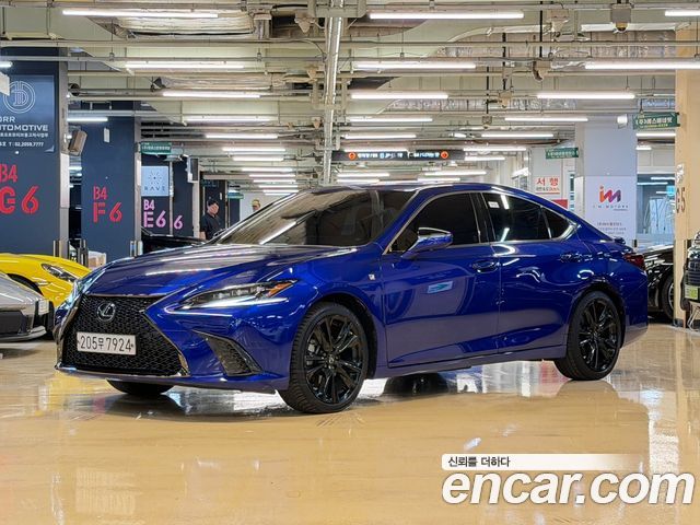 Lexus ES300h (VII) F-Sport