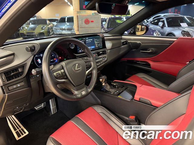 Lexus ES300h (VII) F-Sport 2023 — фото 10