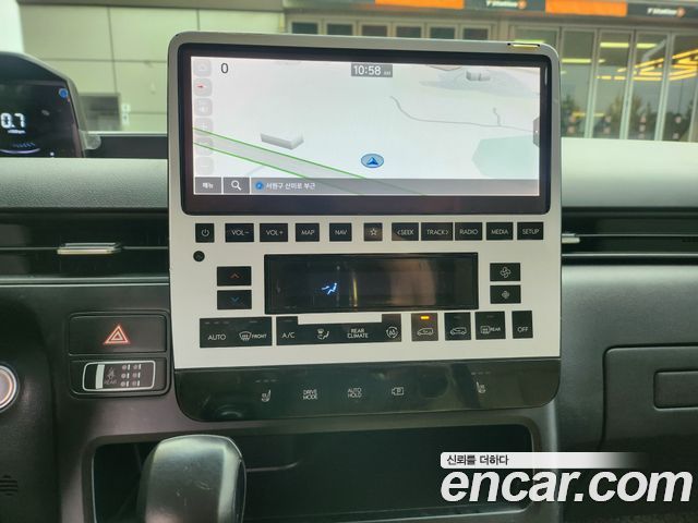 Hyundai Staria 4WD Tourer 9-Seater Modern 2022 — фото 17