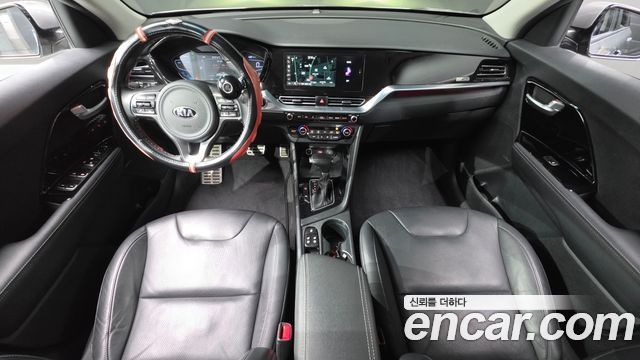 Kia Niro 1.6 HEV Noblesse Special 2020 — фото 7