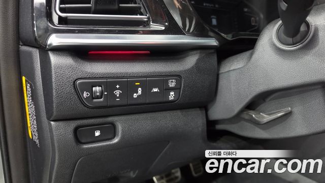 Kia Niro 1.6 HEV Noblesse Special 2020 — фото 20