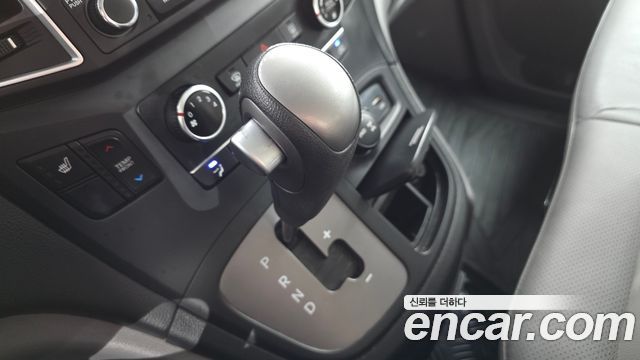 Hyundai Grand Starex 4WD School Bus 2020 — фото 9