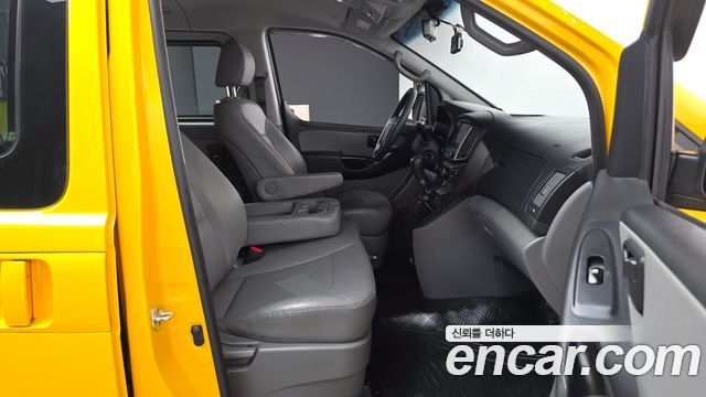 Hyundai Grand Starex 4WD School Bus 2020 — фото 11