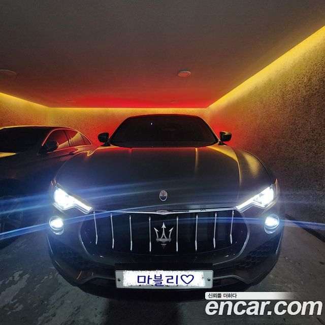 Maserati Levante 3.0 Diesel AWD Luxury 2018 — фото 5