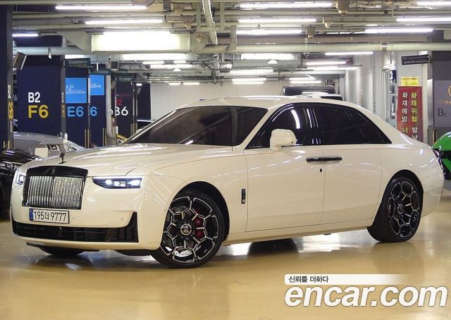 Rolls-Royce Ghost (II) 6.7 V12 Black Badge 2025 — фото 2
