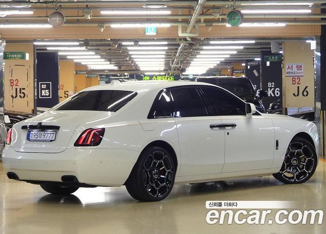 Rolls-Royce Ghost (II) 6.7 V12 Black Badge 2025 — фото 3