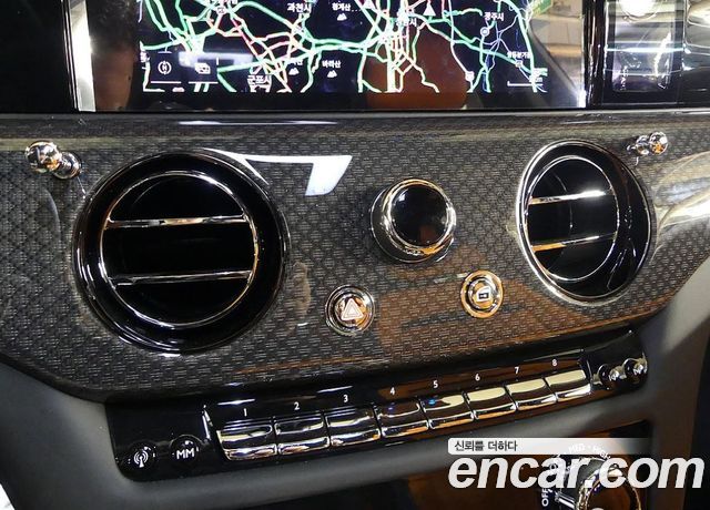 Rolls-Royce Ghost (II) 6.7 V12 Black Badge 2025 — фото 18