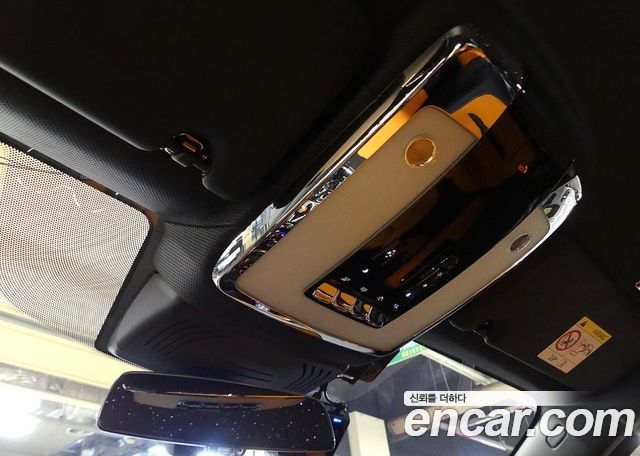 Rolls-Royce Ghost (II) 6.7 V12 Black Badge 2025 — фото 20