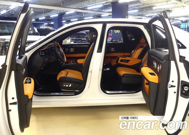Rolls-Royce Ghost (II) 6.7 V12 Black Badge 2025 — фото 23