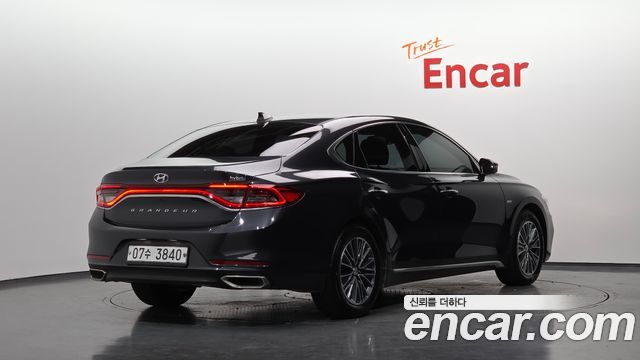 Hyundai Grandeur Hybrid (IG) Exclusive Special 2019 — фото 2