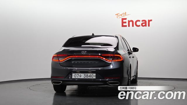 Hyundai Grandeur Hybrid (IG) Exclusive Special 2019 — фото 4