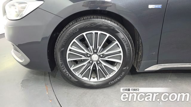 Hyundai Grandeur Hybrid (IG) Exclusive Special 2019 — фото 5