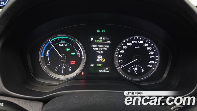 Hyundai Grandeur Hybrid (IG) Exclusive Special 2019 — фото 8