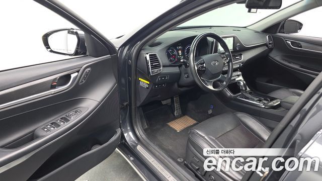 Hyundai Grandeur Hybrid (IG) Exclusive Special 2019 — фото 10
