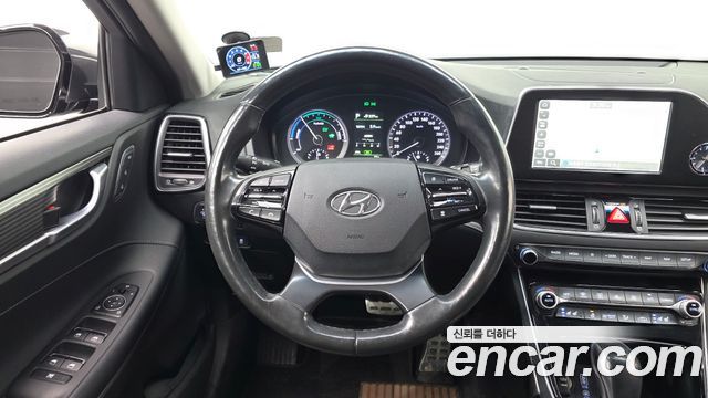 Hyundai Grandeur Hybrid (IG) Exclusive Special 2019 — фото 13