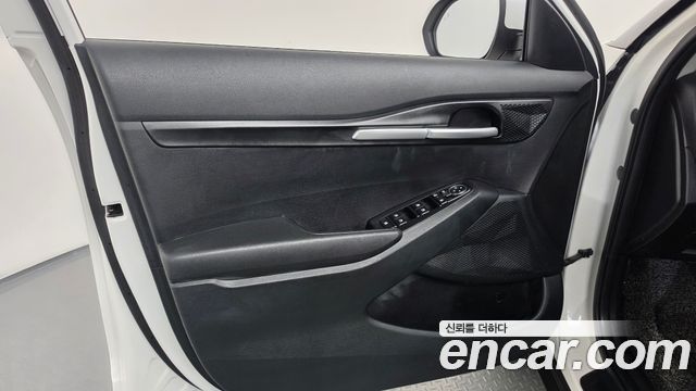Kia Seltos Gasoline 2.0 2WD Trendy 2023 — фото 24