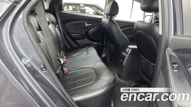 Hyundai Tucson ix Diesel(e-VGT) 2WD Smart special 2015 — фото 11