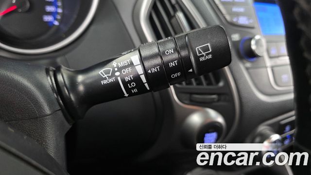 Hyundai Tucson ix Diesel(e-VGT) 2WD Smart special 2015 — фото 31