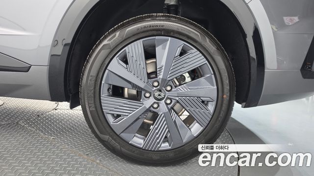 Renault Korea Grand Koleos 1.5 E-TECH Techno 2WD 2026 — фото 21