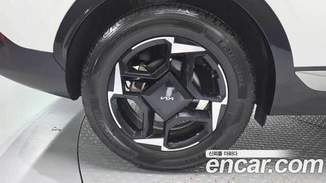 Kia Sportage (V) Gasoline 1.6 Turbo 4WD Noblesse 2025 — фото 5