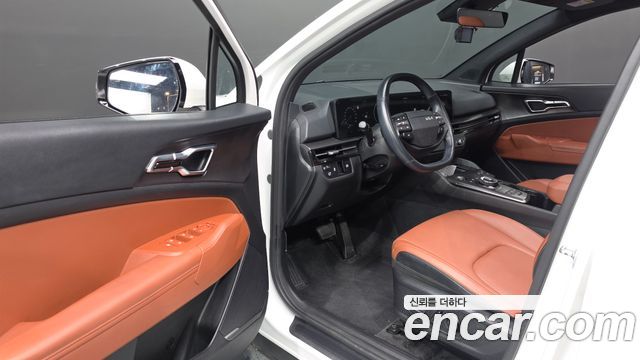 Kia Sportage (V) Gasoline 1.6 Turbo 4WD Noblesse 2025 — фото 10