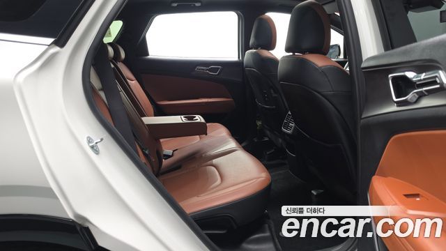 Kia Sportage (V) Gasoline 1.6 Turbo 4WD Noblesse 2025 — фото 12