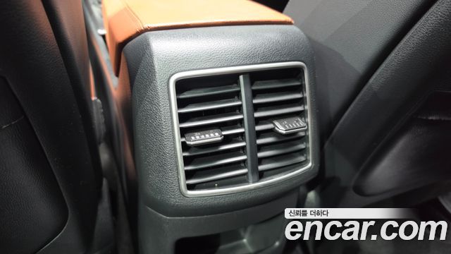 Kia Sportage (V) Gasoline 1.6 Turbo 4WD Noblesse 2025 — фото 19