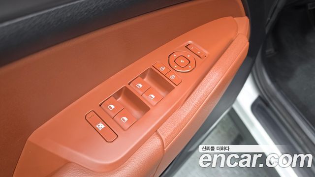 Kia Sportage (V) Gasoline 1.6 Turbo 4WD Noblesse 2025 — фото 30
