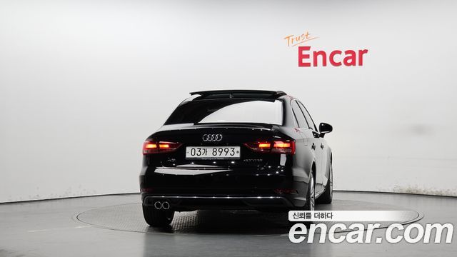 Audi A3 40 TFSI 8V 2018 — фото 4