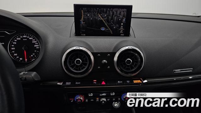 Audi A3 40 TFSI 8V 2018 — фото 14