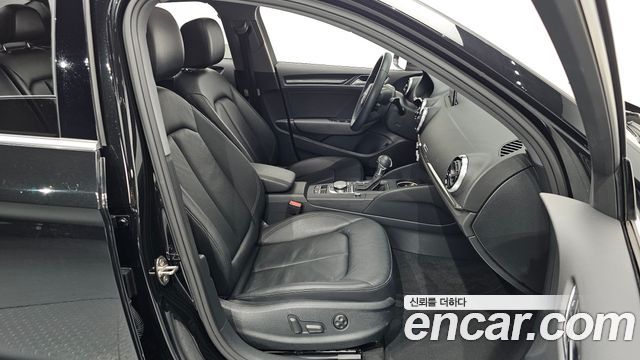 Audi A3 40 TFSI 8V 2018 — фото 26