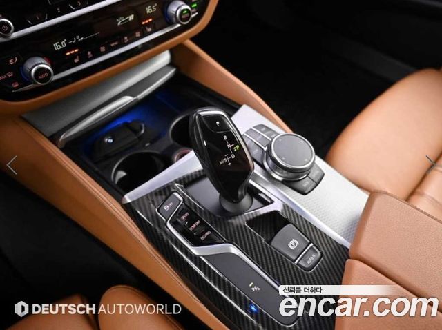 BMW 5 Series (G30) 530i xDrive M Sport Package 2018 — фото 9