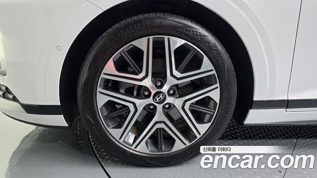 Hyundai Grandeur (GN7) 2,5 Gasoline 2WD Exclusive 2023 — фото 5