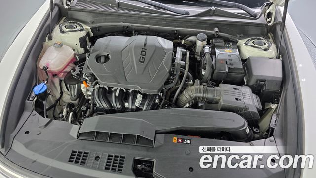 Hyundai Grandeur (GN7) 2,5 Gasoline 2WD Exclusive 2023 — фото 6