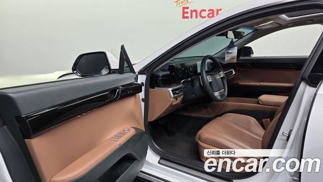 Hyundai Grandeur (GN7) 2,5 Gasoline 2WD Exclusive 2023 — фото 10