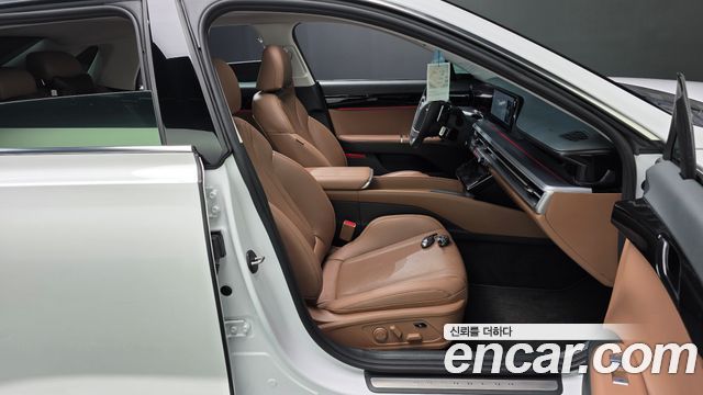 Hyundai Grandeur (GN7) 2,5 Gasoline 2WD Exclusive 2023 — фото 26
