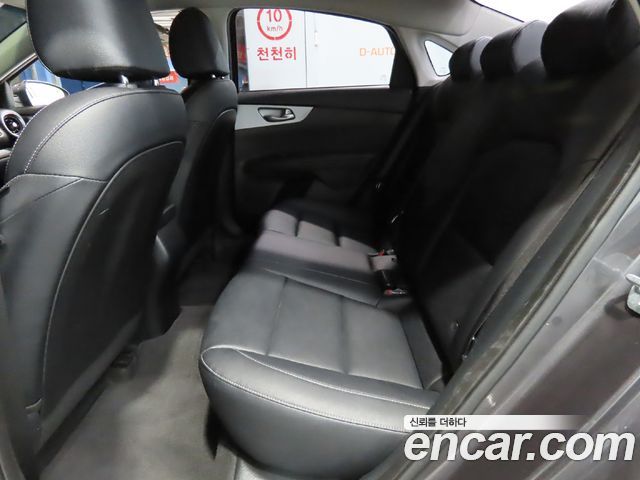 Kia K3 (II) 1.6 Prestige 2022 — фото 17