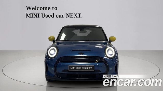MINI Cooper Electric SE Electric 3rd 2024 — фото 3