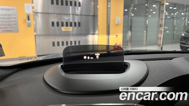 MINI Cooper Electric SE Electric 3rd 2024 — фото 17