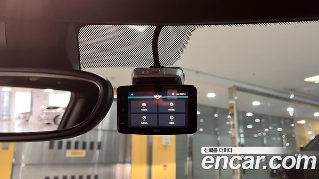 MINI Cooper Electric SE Electric 3rd 2024 — фото 22