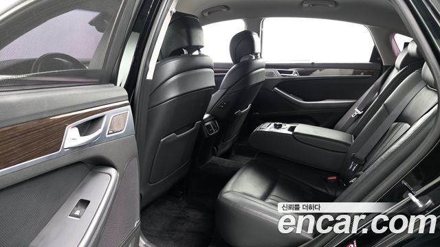 Genesis G80 3.3 GDI AWD Premium Luxury 2017 — фото 11
